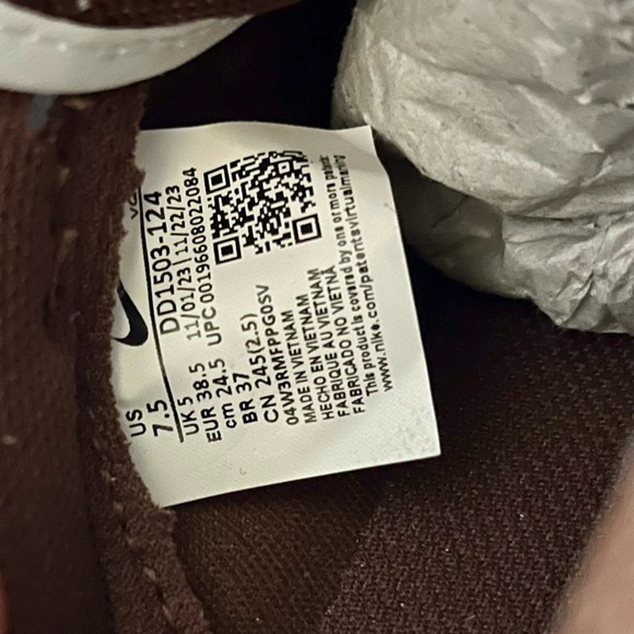 Size 7.5 women’s size 6 men’s dunk low mochas brand new never been worn - Picture 5 of 5